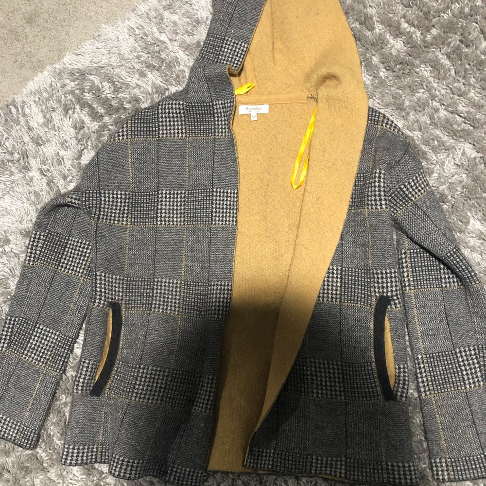 Bartolini Sweater/ Cardigan